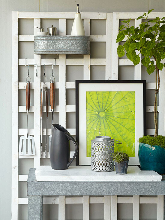 Work with the walls, utilize the surroundings to create a grilling or garden station. 