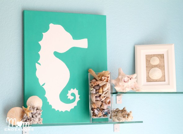 This seahorse canvas is just few easy steps away