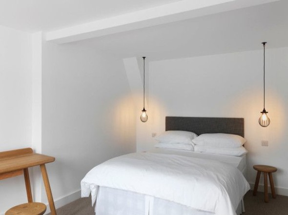 Hanging Bedside Lamps - Ideas & Decor