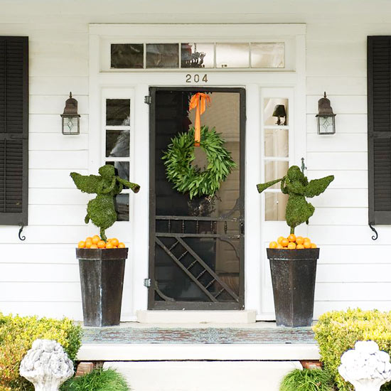 Tangerine is the new hot color and gel with the fall season as well, but you can use this accented decor for Christmas as well.