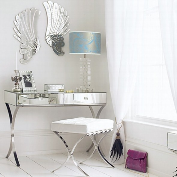 Add glamour to your bedroom with mirrored nightstands