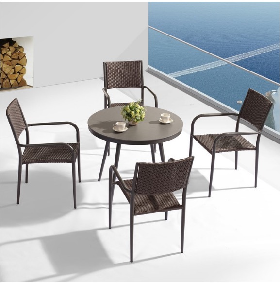 Styles of Outdoor Dining Sets for the Perfect Get-Togethers