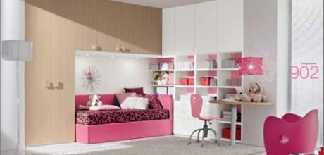 Creating A Fashionable Bedroom: Chic & Artistic