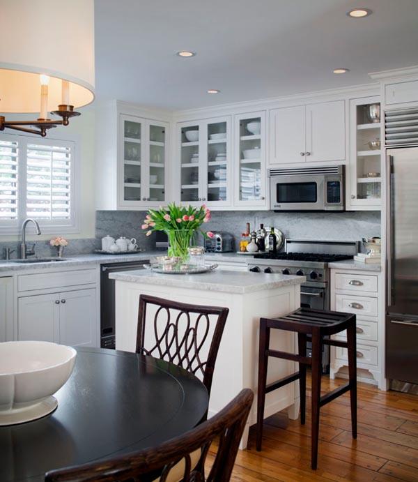 Four Ways To Give Your Home A Summer Makeover