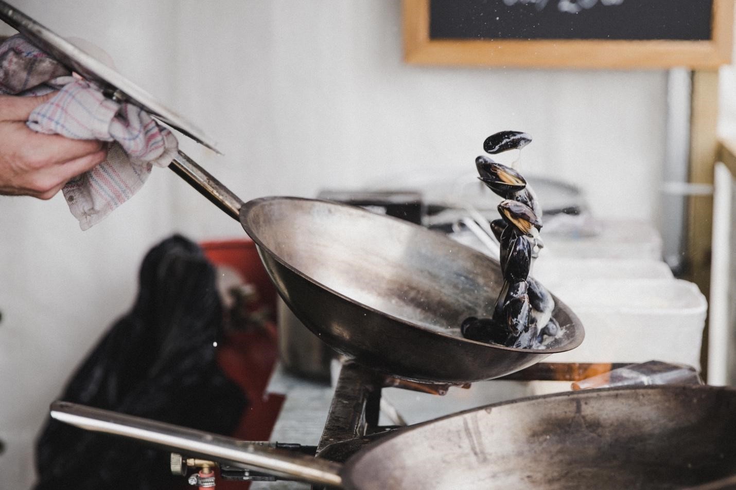 The Ultimate Guide to Choosing the Right Cookware