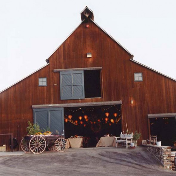 A classic barn is perfect venue