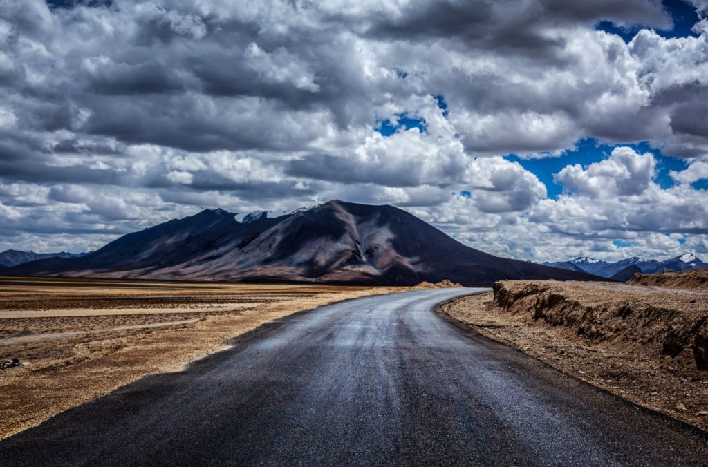 Leh-Ladakh-Roadtrip-Livingimpressive.com