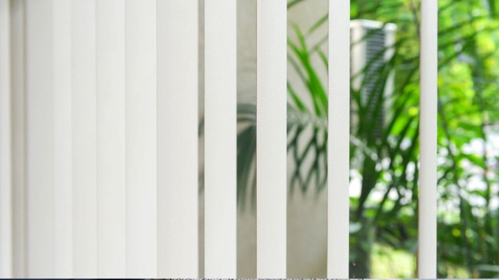 Vertical Blinds-Livingimpressive.com